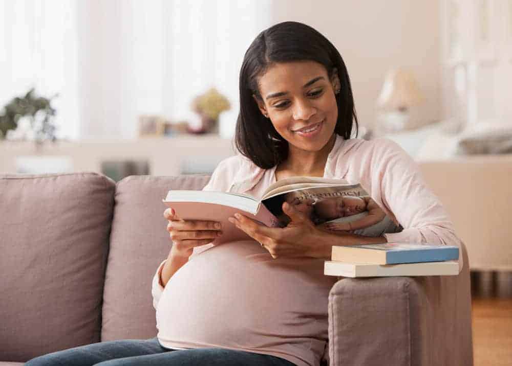 The Best Postpartum Books for New Moms: A Comprehensive Reading List