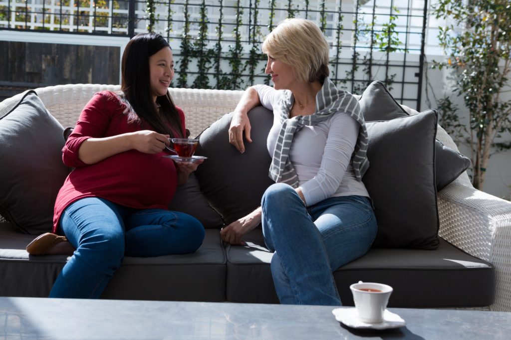 Gifts for Pregnant Friend – 7 Ways to Help Them