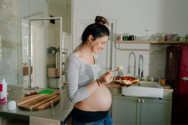 Food Cravings During Pregnancy - Causes and Different Cravings