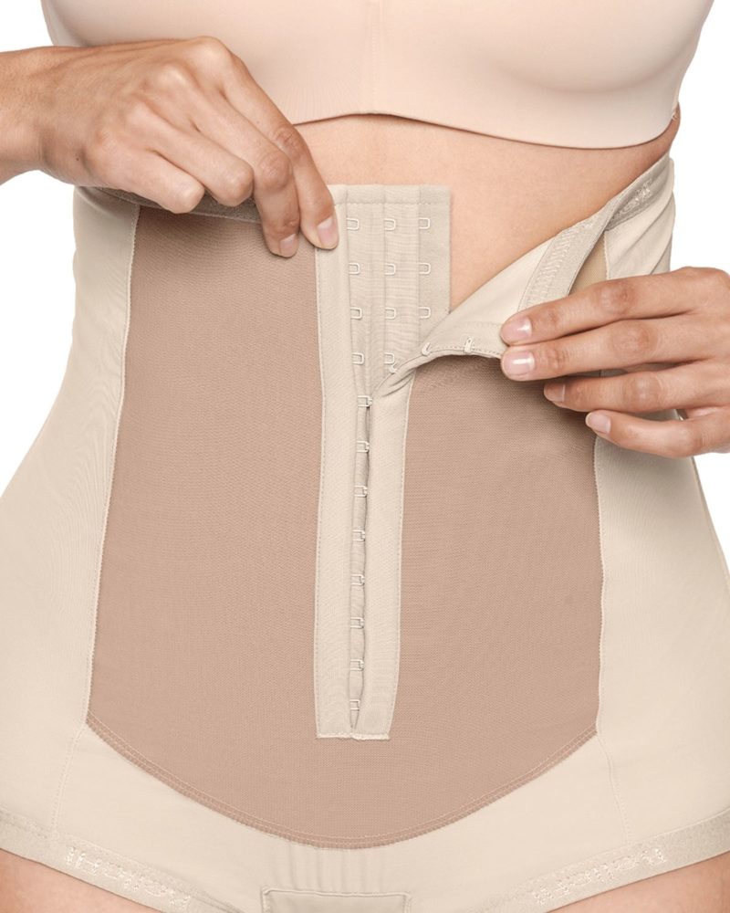 three rows of hook and eye closures